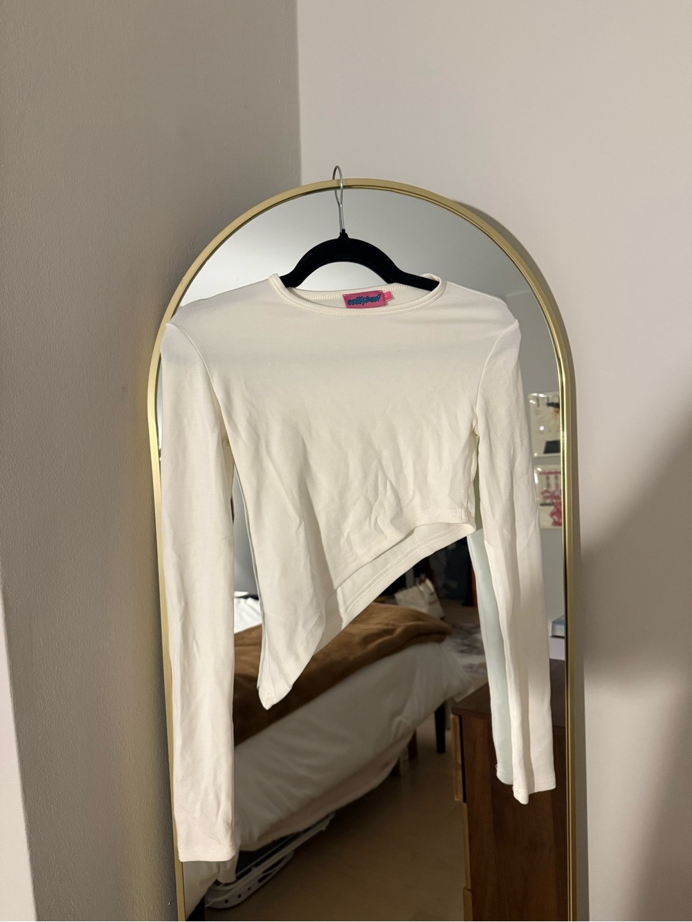 Edikted Cream Asymmetric Long-Sleeve Top